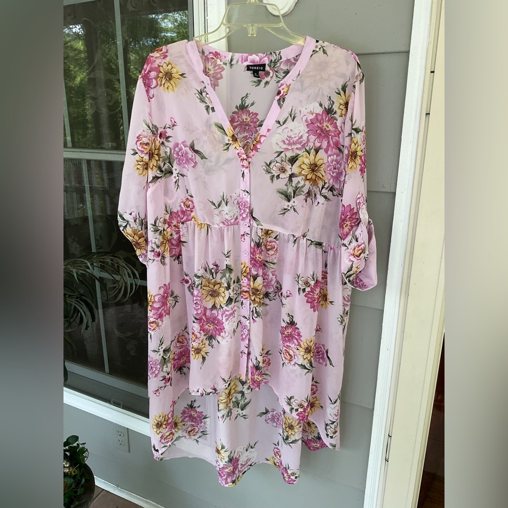 Women’s Torrid 2 (2X) Pink Floral Kimono Blouse Top Shirt CoverUp NWOT Tunic